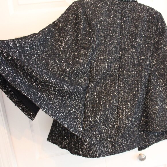 Cape Coat Boucle Grey Small - Picture 3 of 9